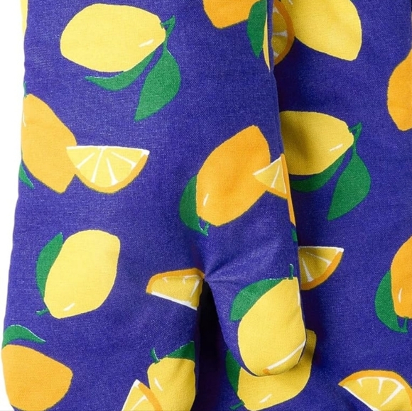 Kate Spade oven mitts, new - Picture 2 of 3